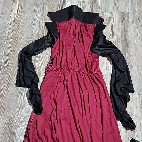 Vampire Halloween Costume Girl's Size 10-12 - Picture 4 of 7